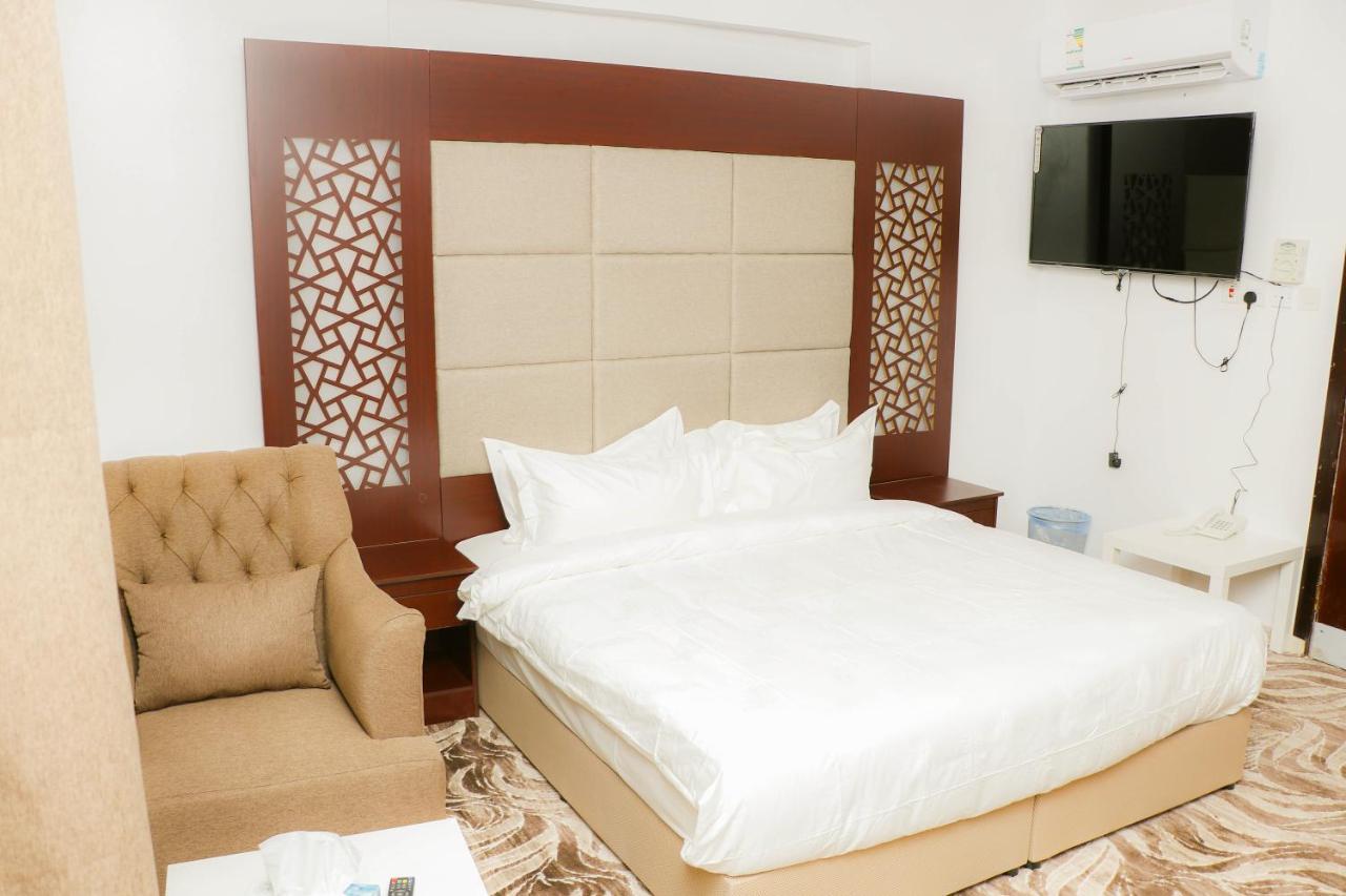 Al Farhan Dumah Al Jandal Hotel Dawmat al-Jandal Bagian luar foto